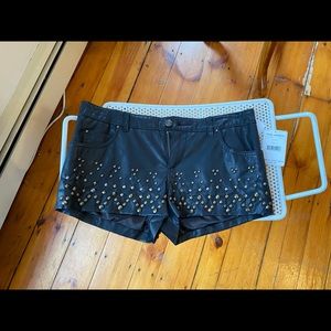 Free People NWT faux leather studded shorts size 2